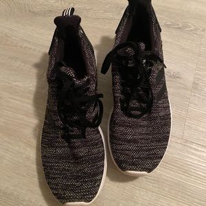 EUC Adidas cloudfoam comfort sneakers size 10/8.5